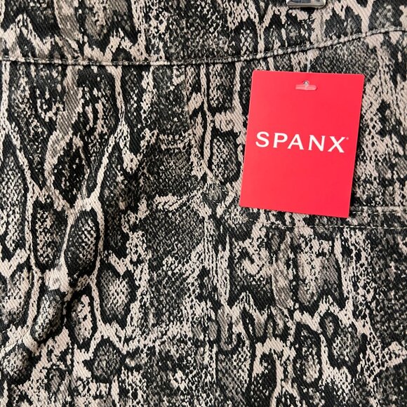 SPANX Pants - NWT Spanx Women's Jean-Ish Ankle Leggings Taupe Snakeskin Size Large